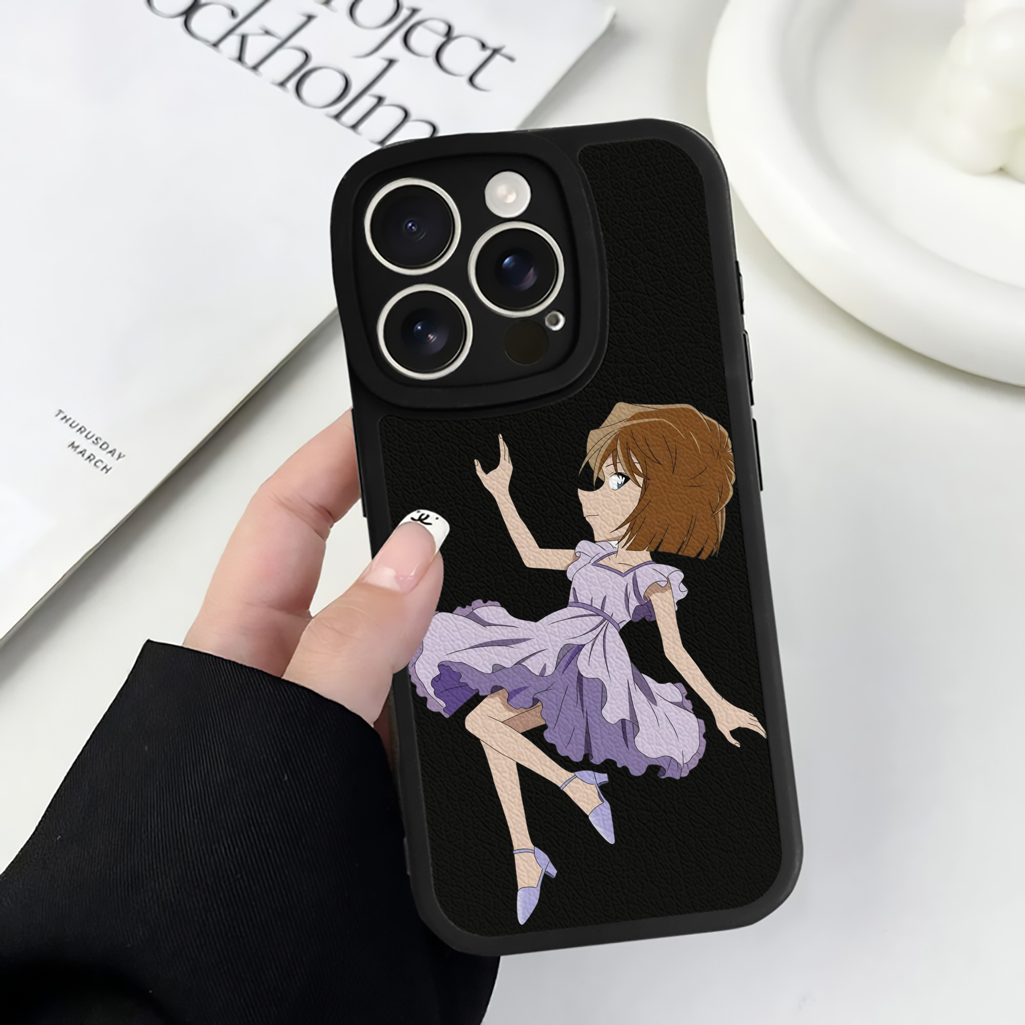 （画像用） 名探偵コナン 灰原 哀 はいばら あい Detective Conan Anita Hailey、Vi Graythorn Haibara Ai 【iPhone 16シリーズ対応】シリコンスマホケース（レザー調） 材質：シリコン